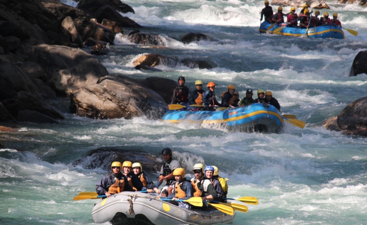 Rafting in Trishuli River